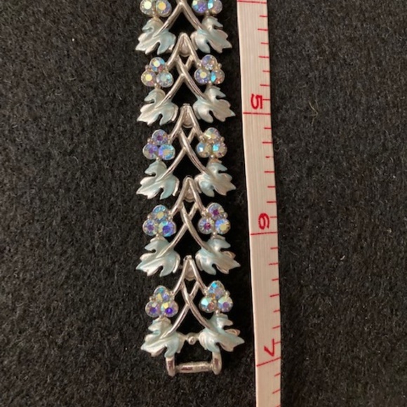 Vintage Coro Bracelet - Picture 5 of 6